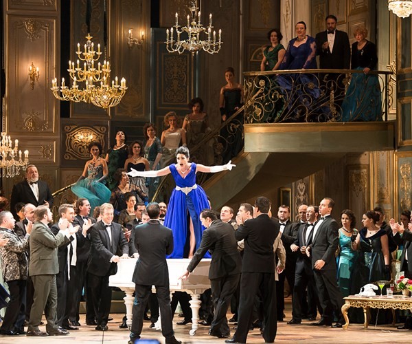 Traviata bucureÈ™teanÄƒ, la Opera Philadelphia